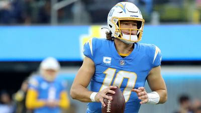 5 quarterbacks who could challenge Chargers' Justin Herbert for MVP in 2022