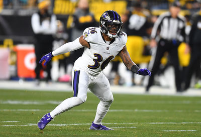 Analyst believes the Ravens 'should trade' safety Chuck Clark