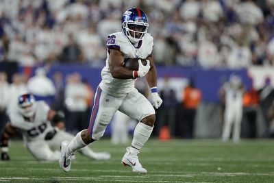 Bears vs. Giants spread, picks and player props for Sunday, 10/2