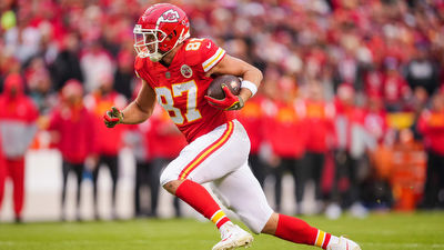 Best NFL Prop Bets for Chiefs vs. Texans in Week 15 (Big Game Coming for Kelce?)