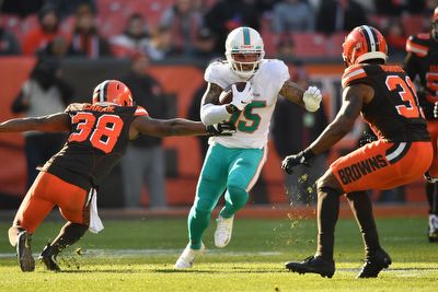 Best Player Props for Browns vs Dolphins
