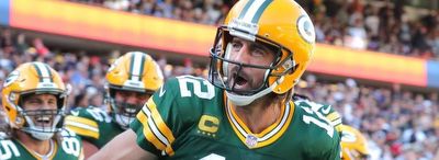 Bills vs. Packers game line, odds: Green Bay expert releases spread pick for Sunday Night Football showdown
