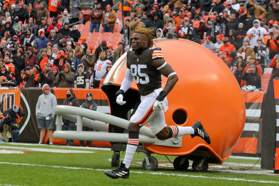 Browns "Close" To New Deal With David Njoku: Fans React