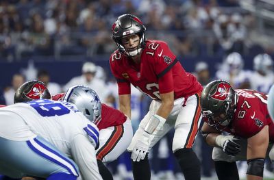 Buccaneers vs. Cowboys Player Props for Wild Card Round: Targets Include Tom Brady, Ezekiel Elliott, and Tony Pollard