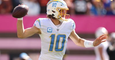 Chargers-Broncos Monday Night Football: Justin Herbert ready to “ride” against Denver