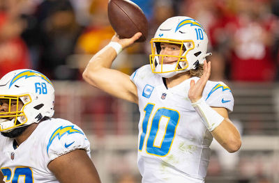 Chargers vs Cardinals Odds, Picks & Predictions