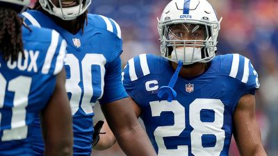 Colts' Jonathan Taylor ruled out vs. Patriots due to ankle injury; no plans to put All-Pro RB on IR