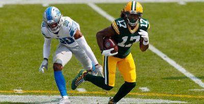 Davante Adams 2022 NFL odds, props: Brett Favre expects dip for Adams with Raiders; what do sportsbooks and SportsLine Projection Model project?