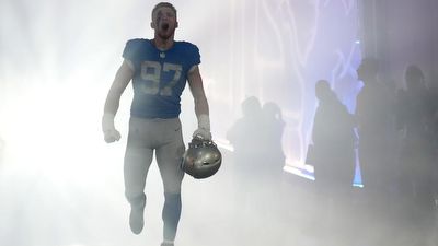 Detroit's Aidan Hutchinson deserves SOME DROY consideration