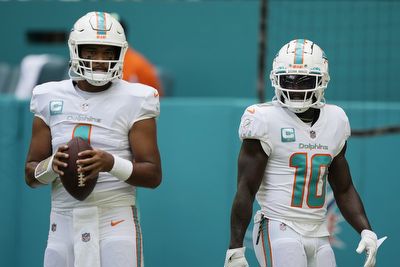 Dolphins-Chargers Parlay: Tua Tagovailoa, Tyreek Hill Dominate LA