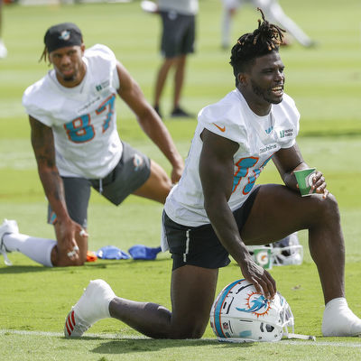 Dolphins' Tyreek Hill: DBs Will Be 'Scared S--tless' Seeing Him, Jaylen Waddle