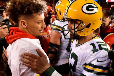 Fans Bet Big Money On This ‘Under-Pressure’ QB To Win MVP Over Former Winners Aaron Rodgers and Patrick Mahomes