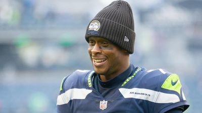 Geno Smith set to return as Seahawks' QB in 2023, possibly on franchise tag, per report