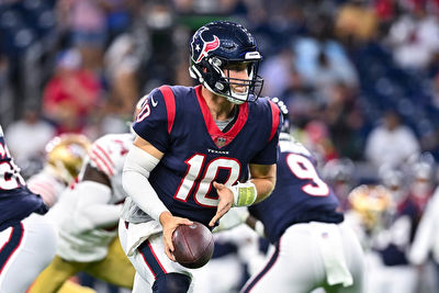 Houston Texans vs. Tennessee Titans Christmas Eve: How to Watch, Betting Odds, Injury Report