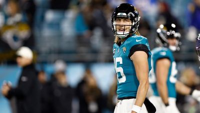 Jaguars’ Trevor Lawrence Throws Three First-Quarter Picks Vs. Chargers