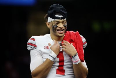 Jared Goff or Justin Fields: Who is a better pick?