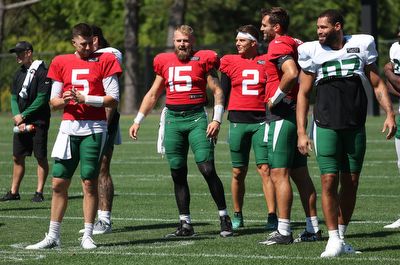 Jets make strange QB moves before Patriots game: What it means for Mike White, Chris Streveler and Joe Flacco