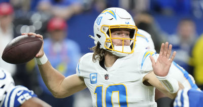 Justin Herbert Masks Unfixable Issues for Playoff-Bound Los Angeles Chargers