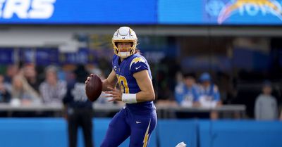 Los Angeles Chargers vs. Indianapolis Colts MNF Week 16 picks, odds