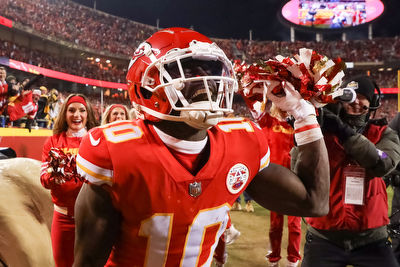 Miami Dolphins: Tyreek Hill is starting to sound like the bitter ex