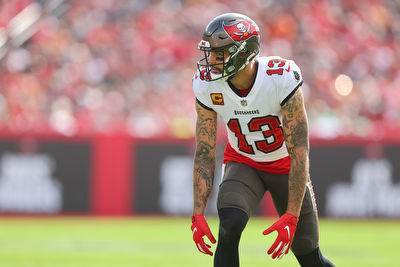 Mike Evans can join elite company with 1,000 yard season for Buccaneers