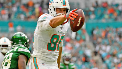 Mike Gesicki free agency 2022: Dolphins apply franchise tag to former second-round pick