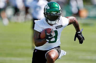 ‘More comfortable’ Elijah Moore looking to take next step with Jets