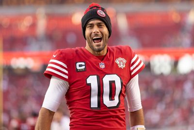 NFL news and rumors mailbag: How could Martellus Bennett's comments on 49ers QB Jimmy Garoppolo impact his trade value?