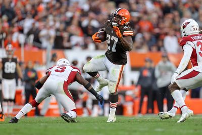 NFL Week 14 Player Props: Take Kareem Hunt 'Over' On Rushing Yards