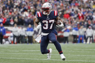 Patriots vs Bills Injury Report and Game Statuses for Isaiah Wynn, Damien Harris, Christian Barmore and More