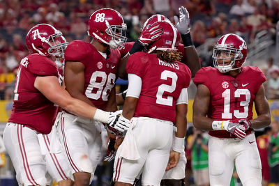 Philadelphia Eagles: Jalen Hurts and O.J. Howard need each other