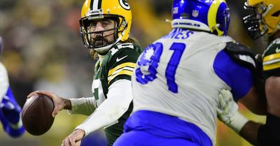 Rams vs Packers Week 15 Monday Night Football gambling picks