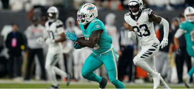 Steelers vs. Dolphins SGP: Target Tyreek Hill props for Week 7 SNF same-game parlay at DraftKings