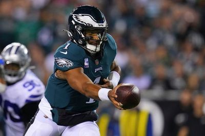 Steelers Vs. Eagles Betting Odds, Picks & Predictions: Philly To Remain Undefeated Following Low Scoring Affair With Pittsburgh