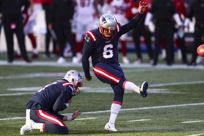 Student-Teaching: New England Patriots Nick Folk, Bill Belichick ‘Learning A Lot’ From Each Other