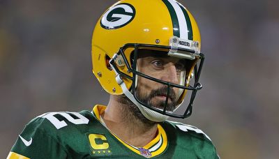 Sunday was just another Aaron Rodgers squeeze play
