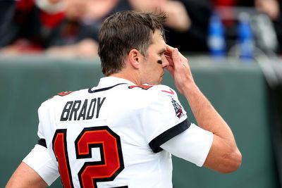 Tom Brady Reveals How He Handles Criticism: NFL World Reacts