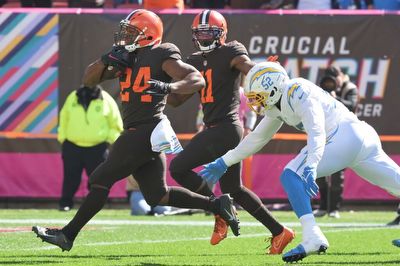 Top Browns vs. Patriots DFS Lineup: Are You Ready for Nick Chubb, Rhamondre Stevenson, and Donovan Peoples-Jones?