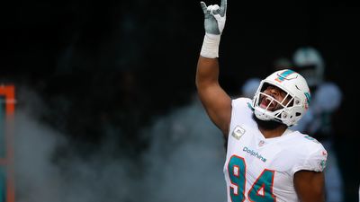 Who the experts are taking in Dolphins vs. Texans